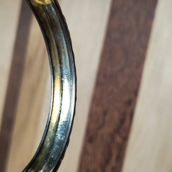 Hinged Clamper Bracelet Enamel Two Tone Red Metal - Picture 12 of 12